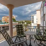 One-bedroom In Okrug Gornji